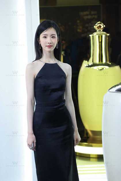 陈都灵赫莲娜 HR 品牌线下展览活动