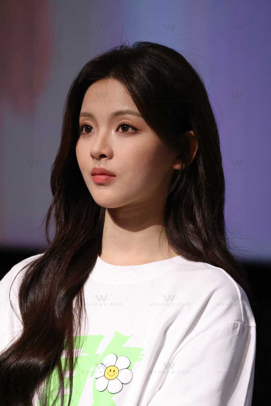 260430杨超越追剧团 帖子封面图