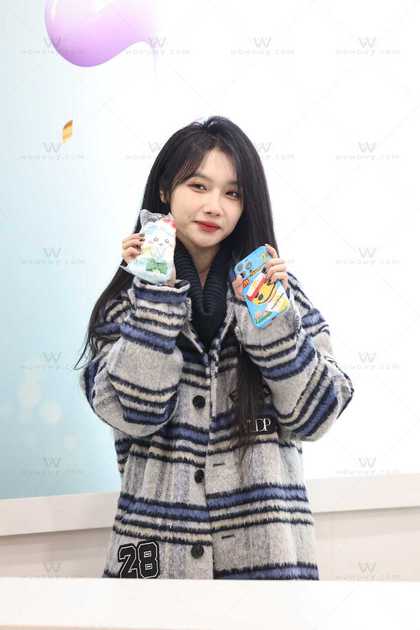 231201宋昕冉线下握手会