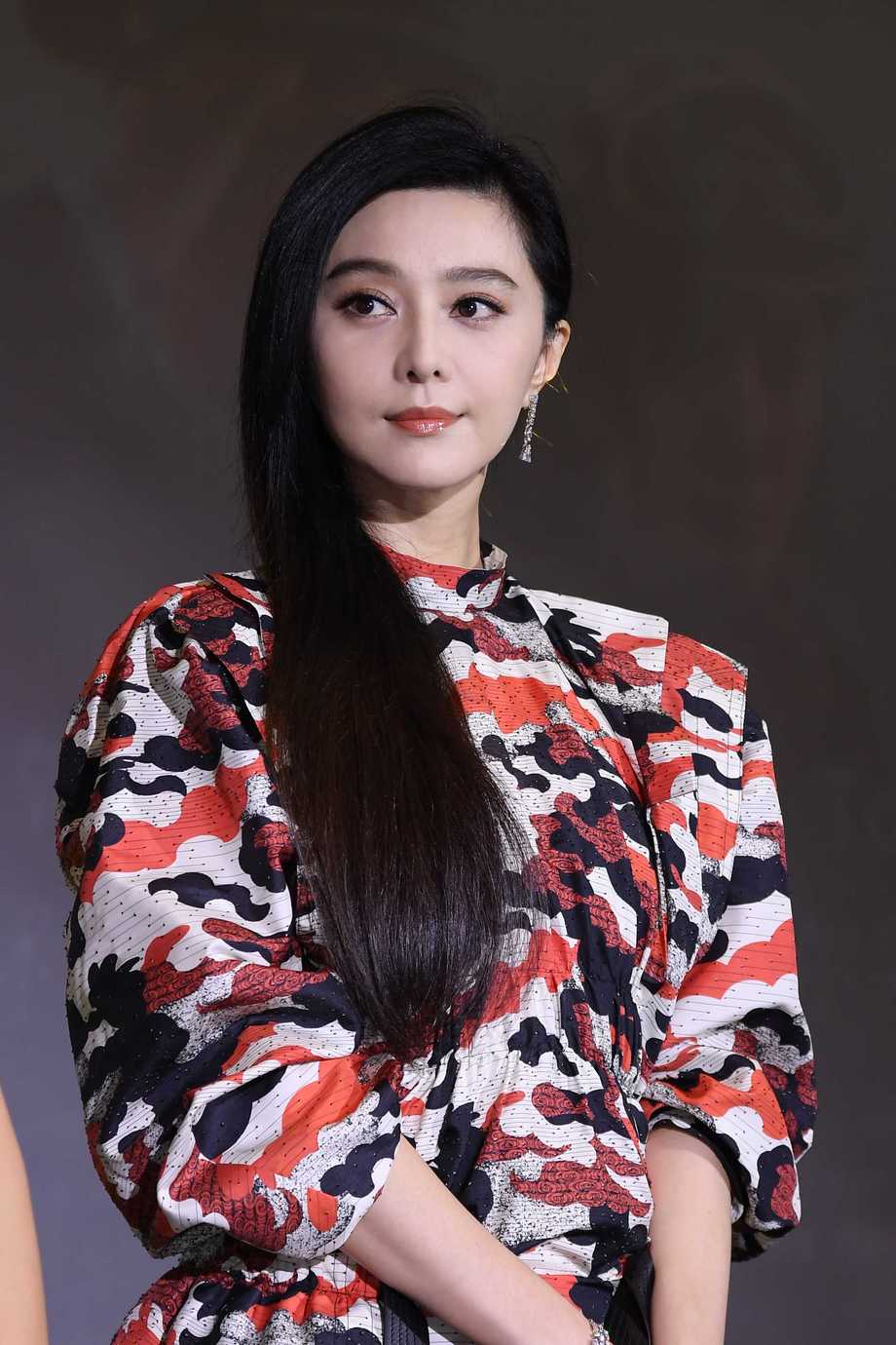 李晨，范冰冰电影《空天猎》上海路演发布会相机原图212p 帖子封面图