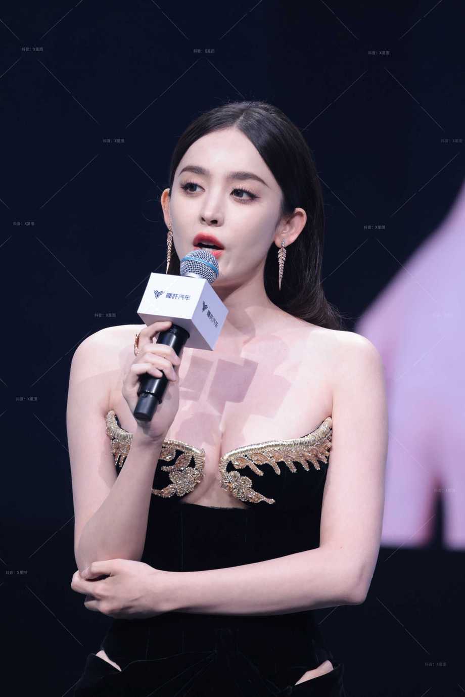 古力娜扎哪吒汽车新品发布会102p 有特写 帖子封面图